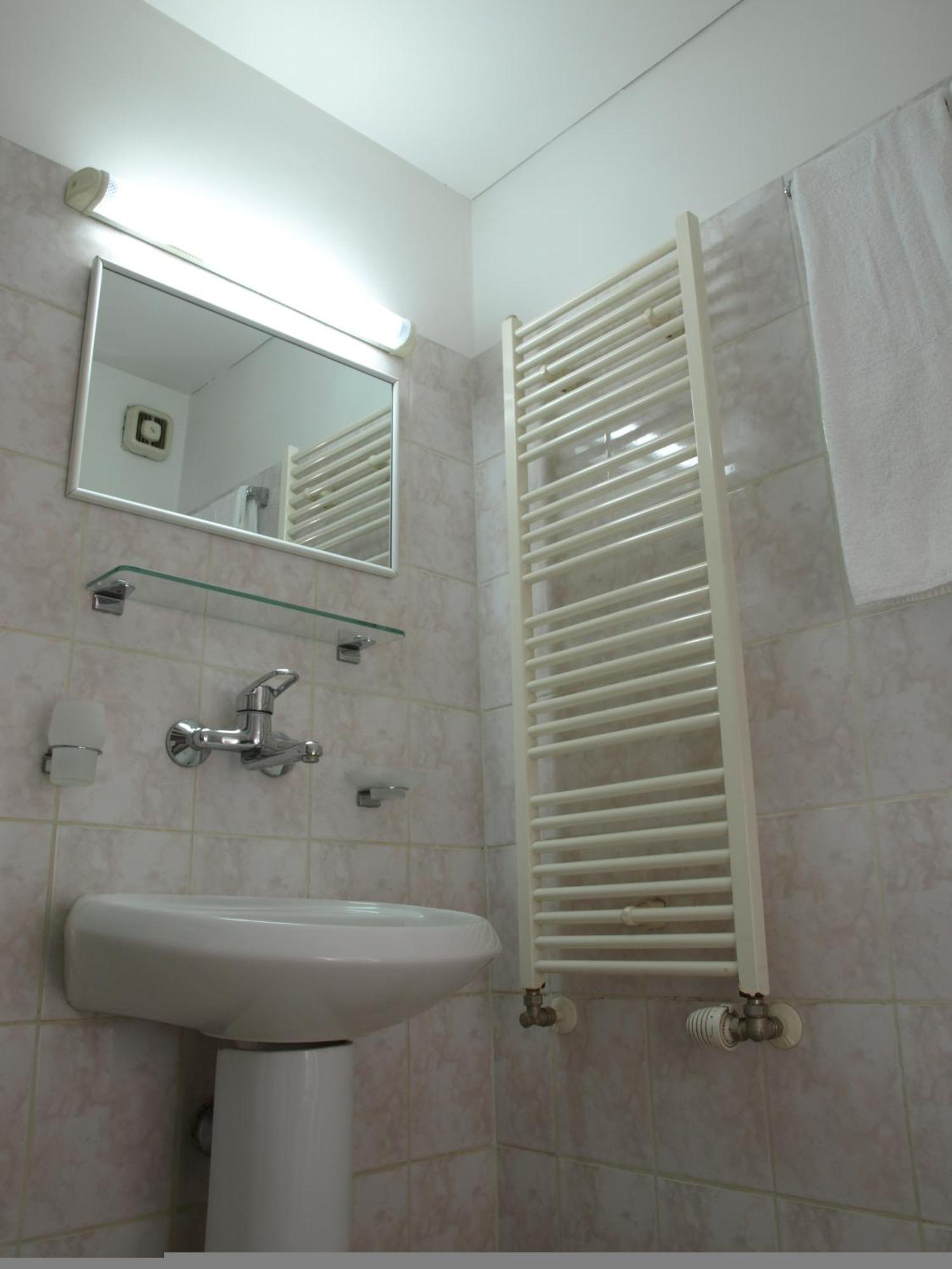 Hotel Sezoni South Burgas City Pokoj fotografie